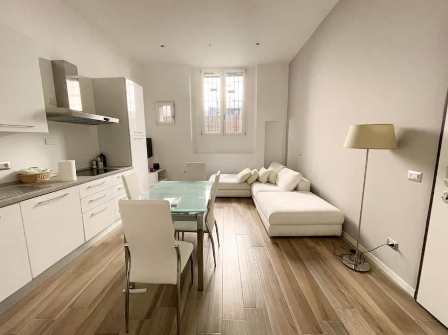 Corte Del 6 - Cozy Modern Flat B Milan Luaran gambar