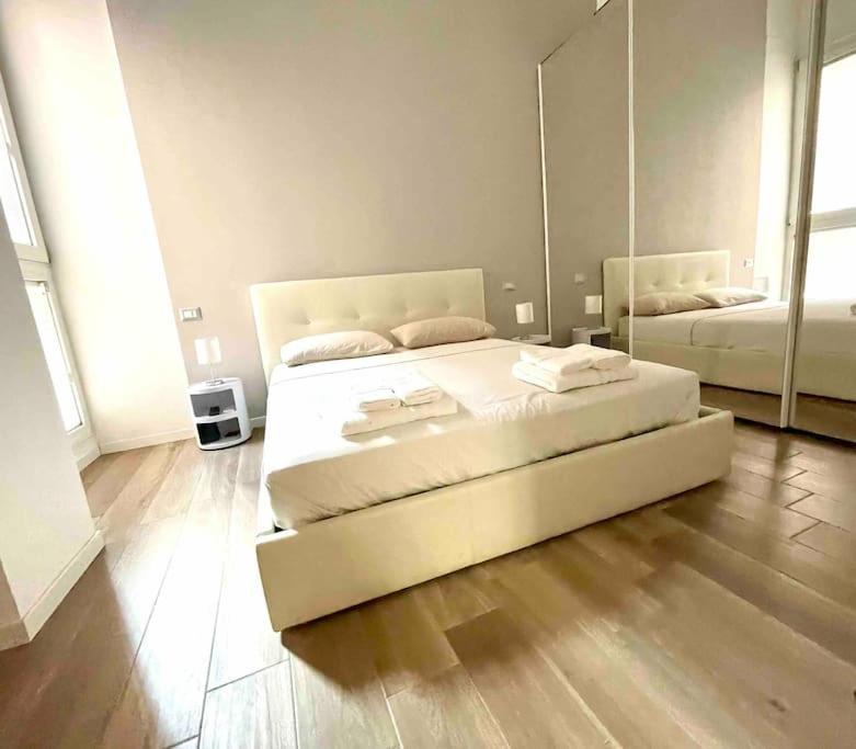 Corte Del 6 - Cozy Modern Flat B Milan Luaran gambar